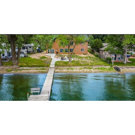 Canary Beach Resort Glenwood Екстериор снимка