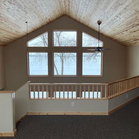 Canary Beach Resort Glenwood Екстериор снимка
