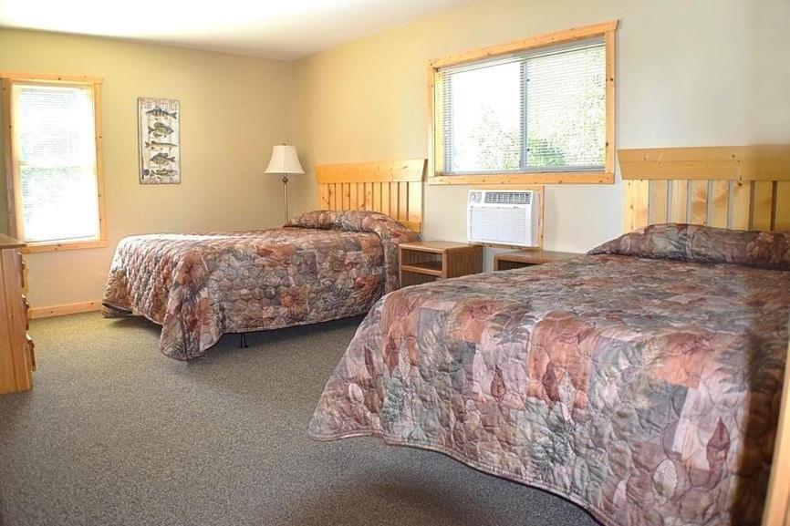 Canary Beach Resort Glenwood Екстериор снимка